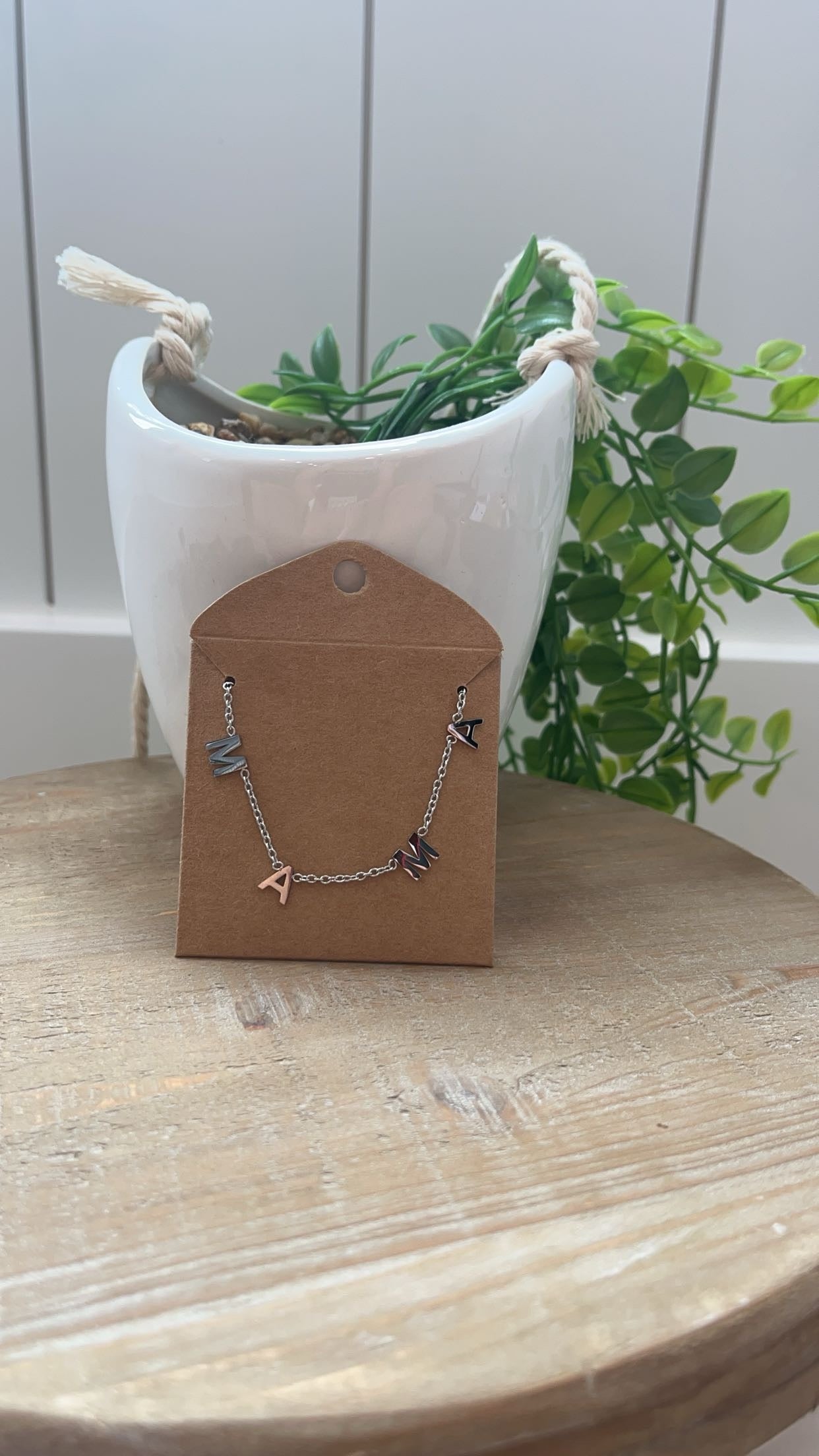MAMA Necklace