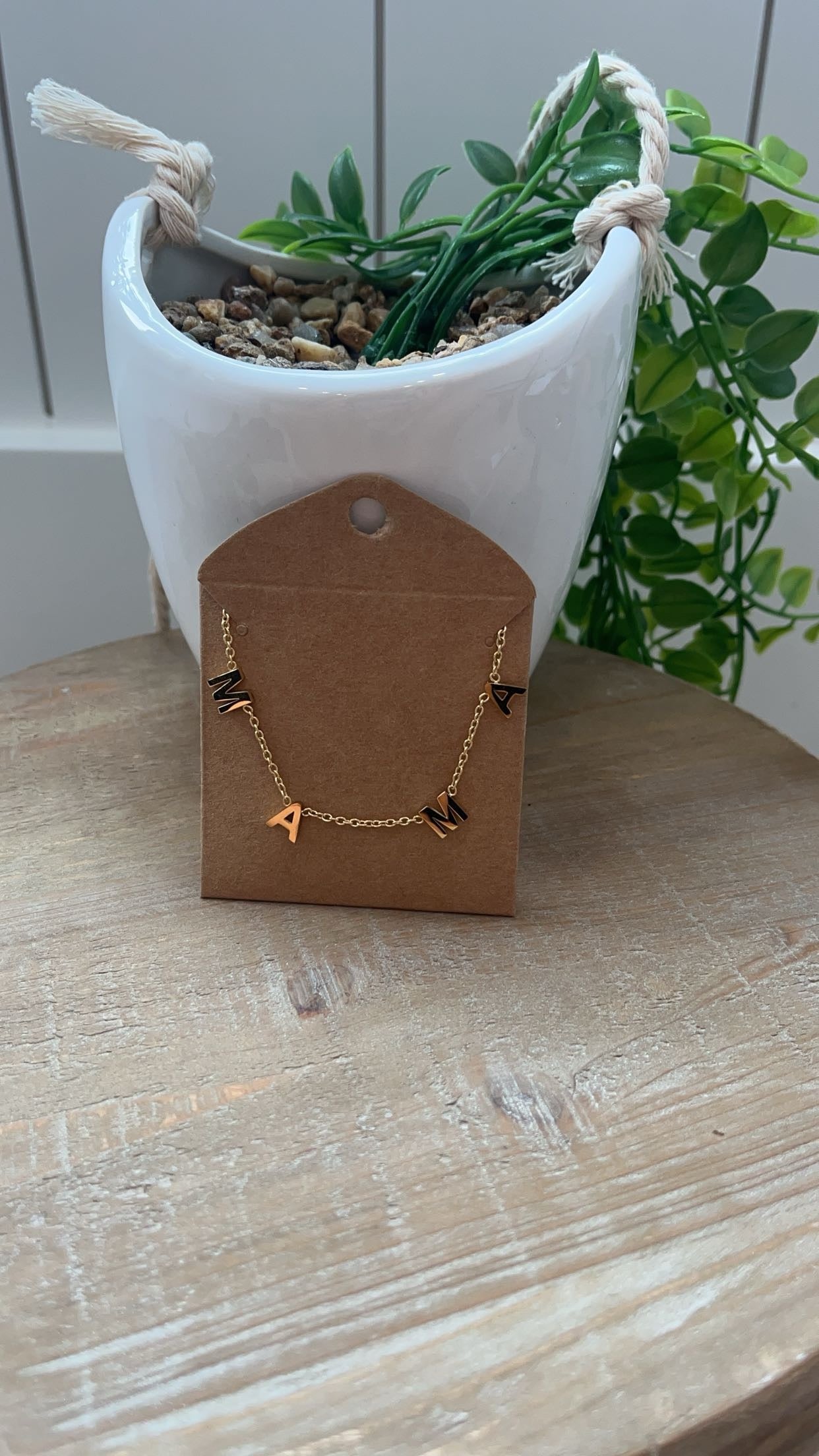 MAMA Necklace