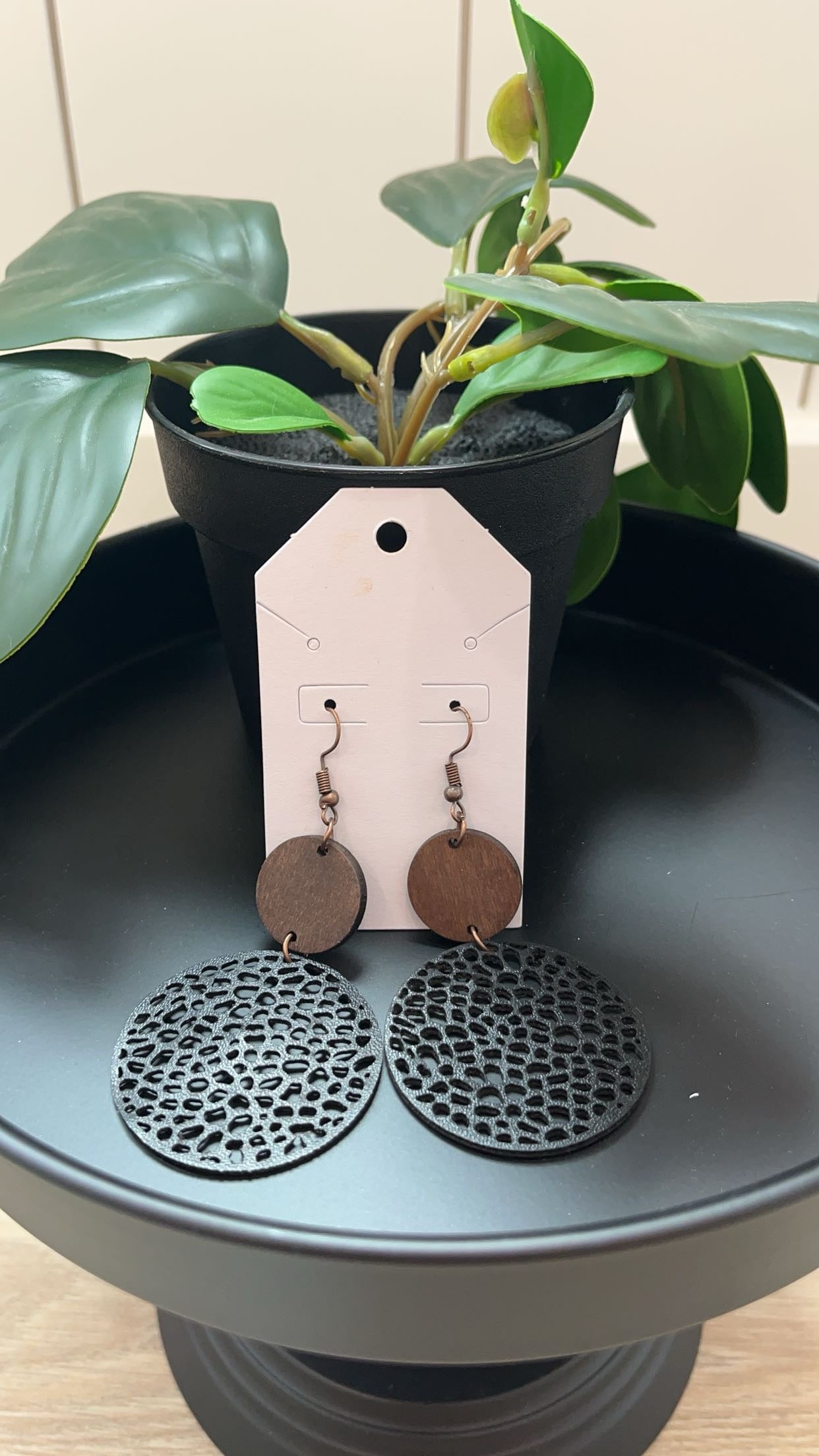 Black & Brown Dangle Earring