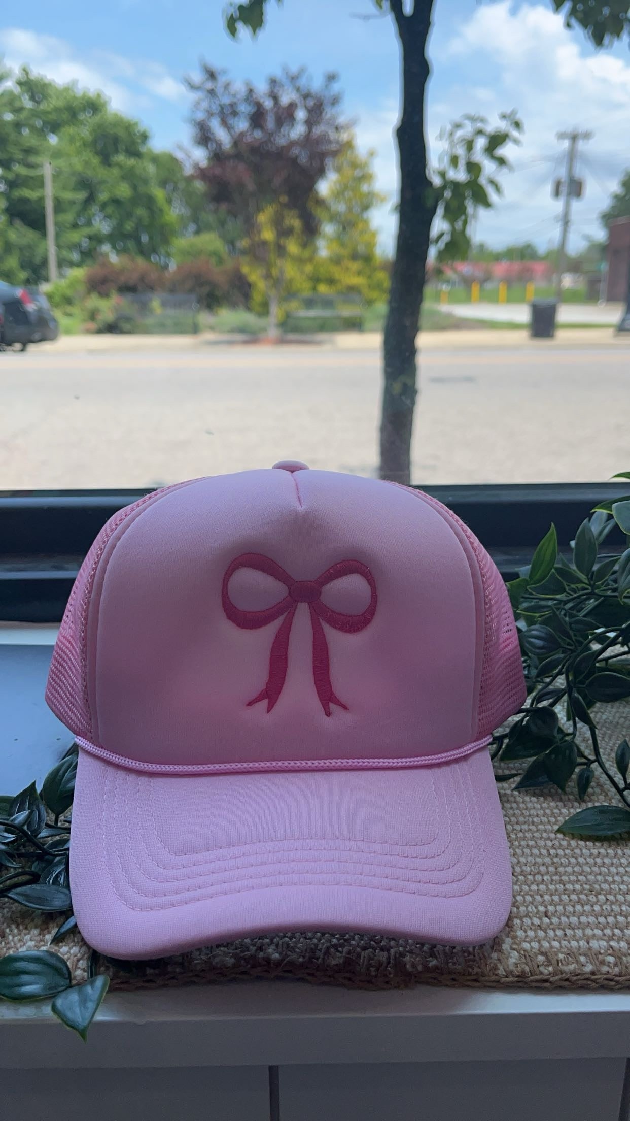 Embroidered Bow Hat