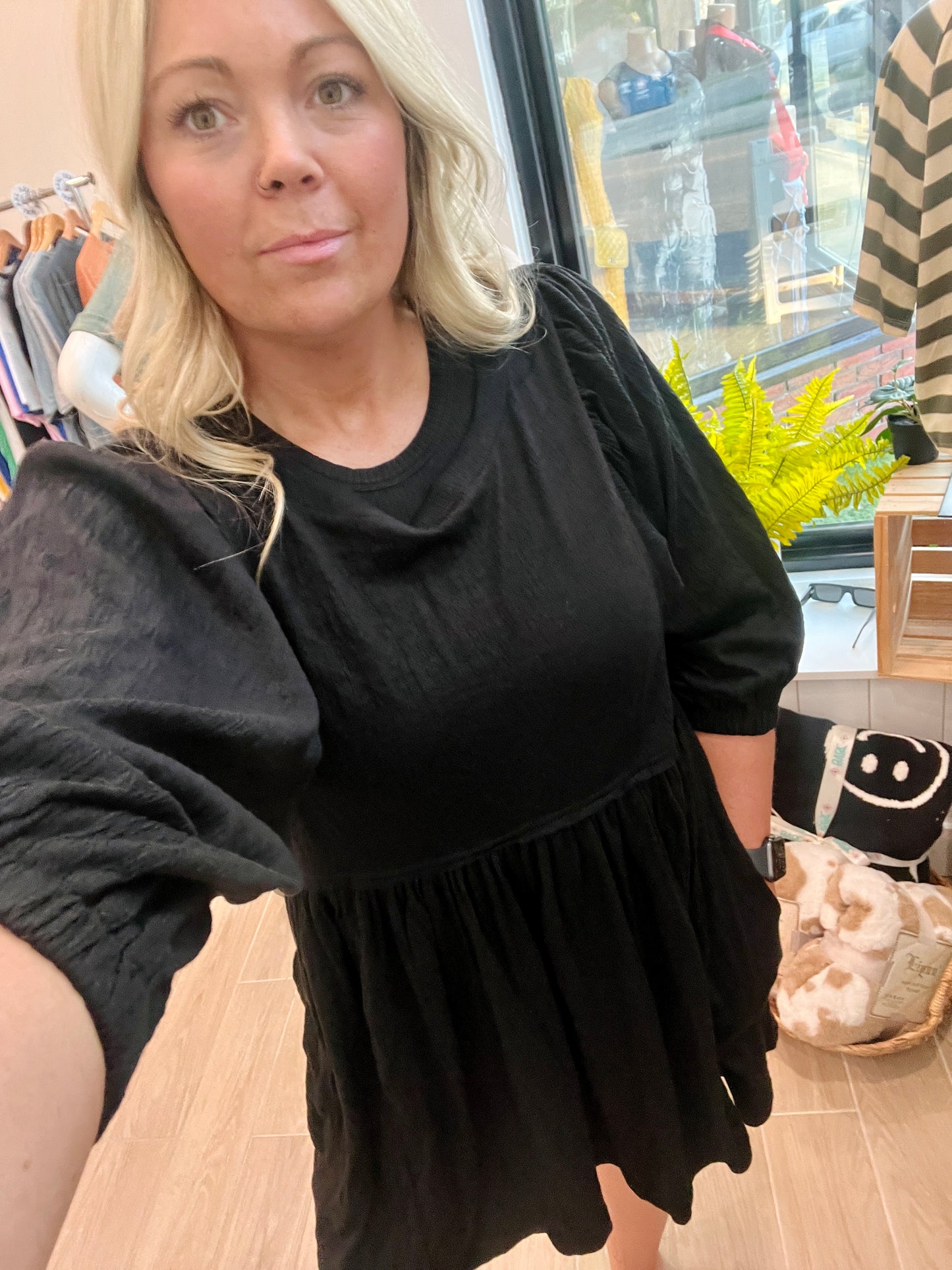 Bubble Sleeve Pocket Dress
